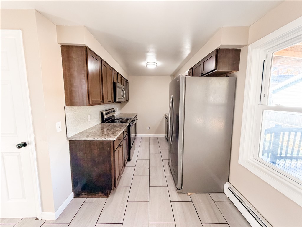 56 Hyacinth Street Providence, RI 02904 - Photo 16 of 22