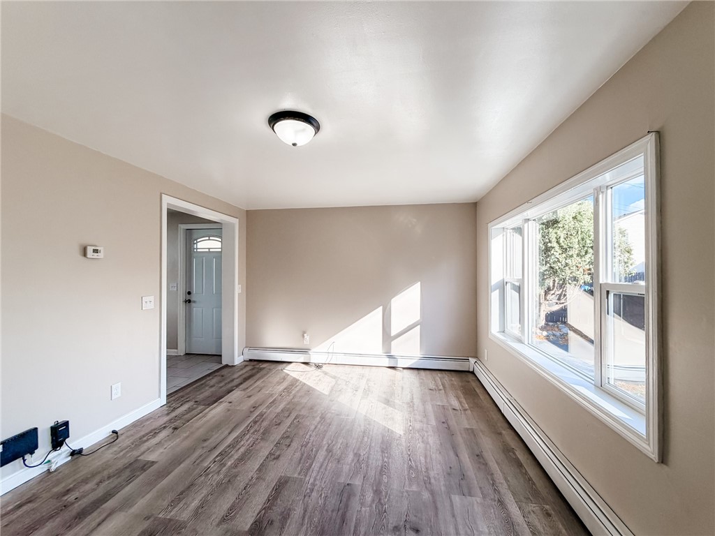 56 Hyacinth Street Providence, RI 02904 - Photo 9 of 22