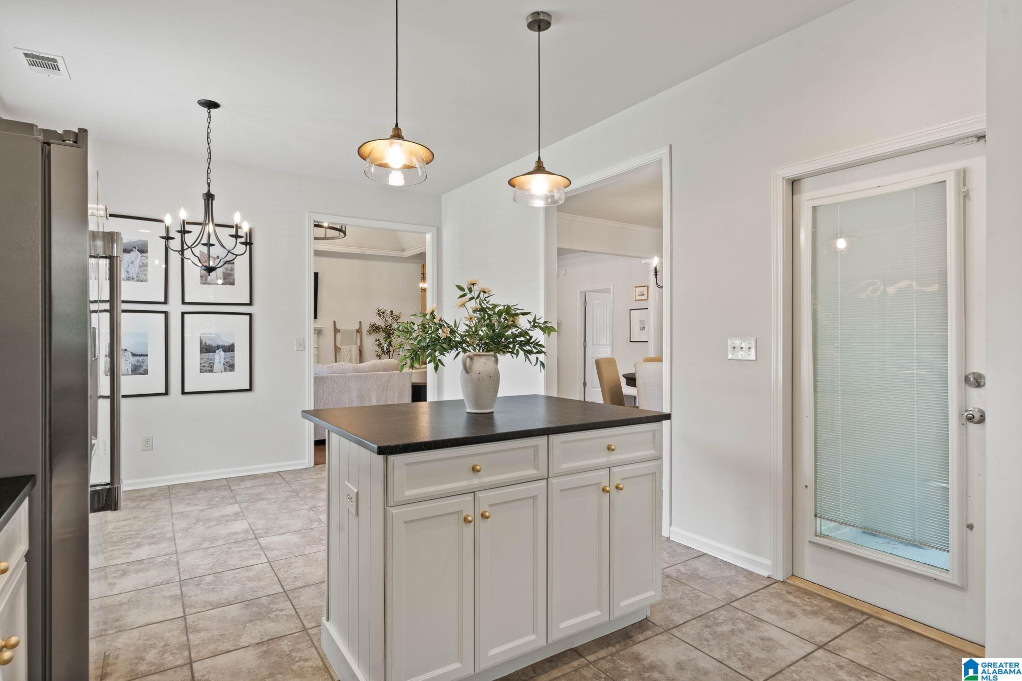 1000 Riviera Drive Calera, AL 35040 - Photo 11 of 43