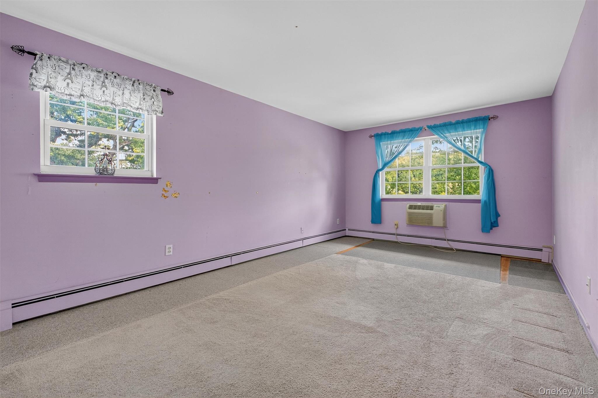 1840 Crompond Road, Unit 5C8 Peekskill, NY 10566 - Photo 21 of 36 an empty room with a window