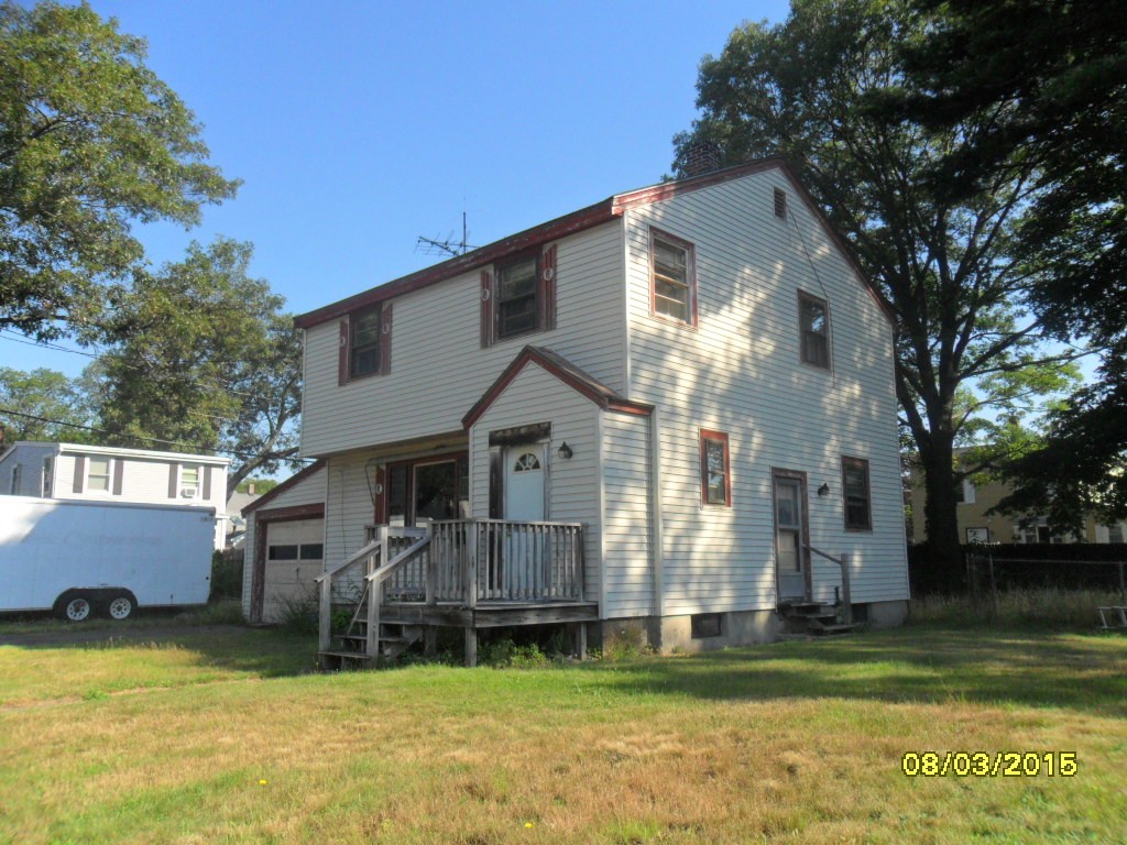 5 Saunders Road Lynn, MA 01904 - Photo 2 of 2 Gallery Image 2