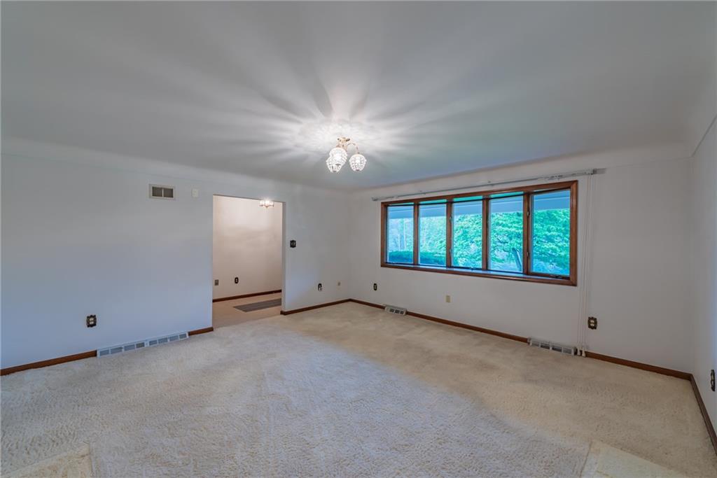 450 Slate Run Road Greensburg, PA 15601 - Photo 7 of 25 Gallery Image 7