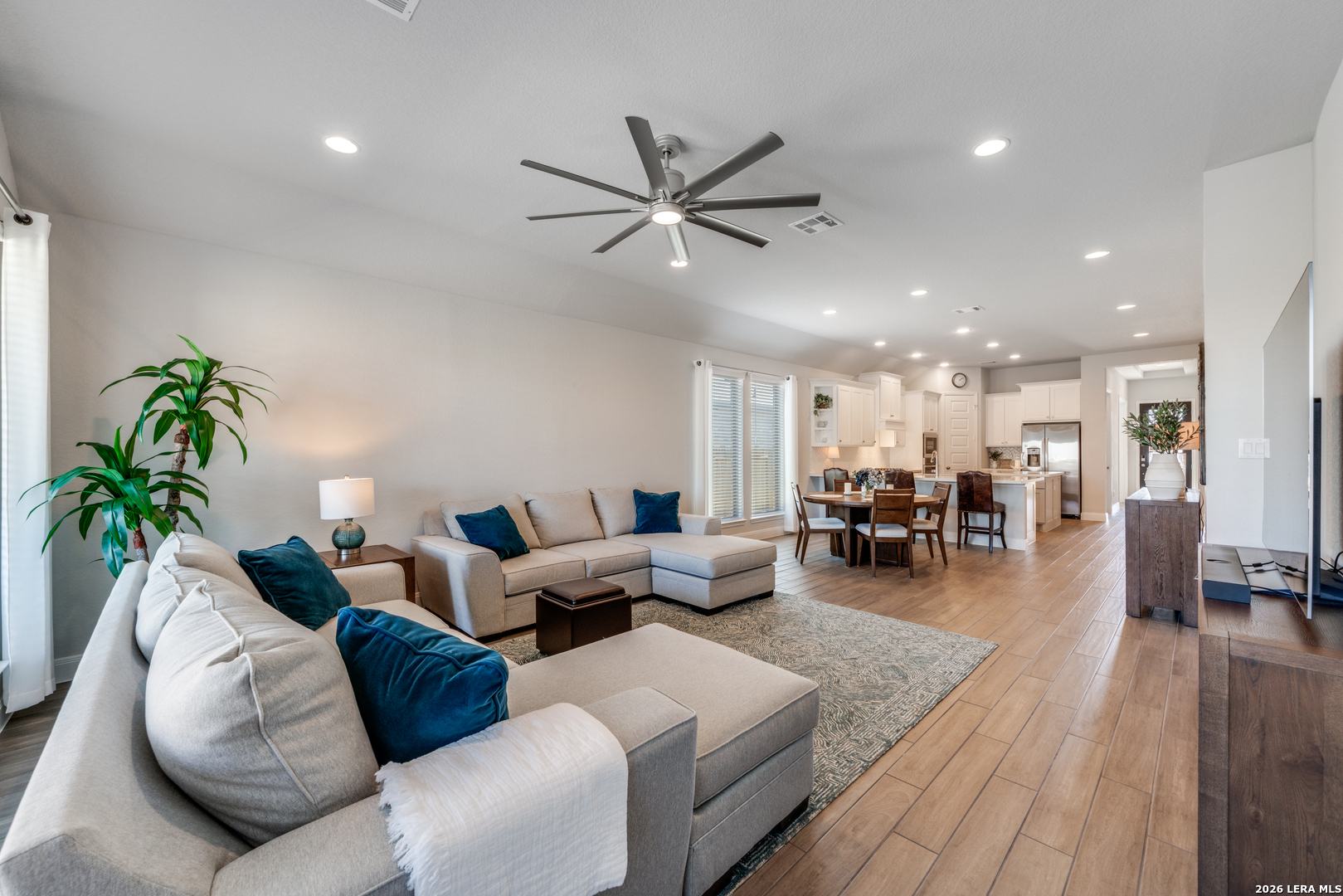 1720 Field Brook Seguin, TX 78155 - Photo 11 of 25