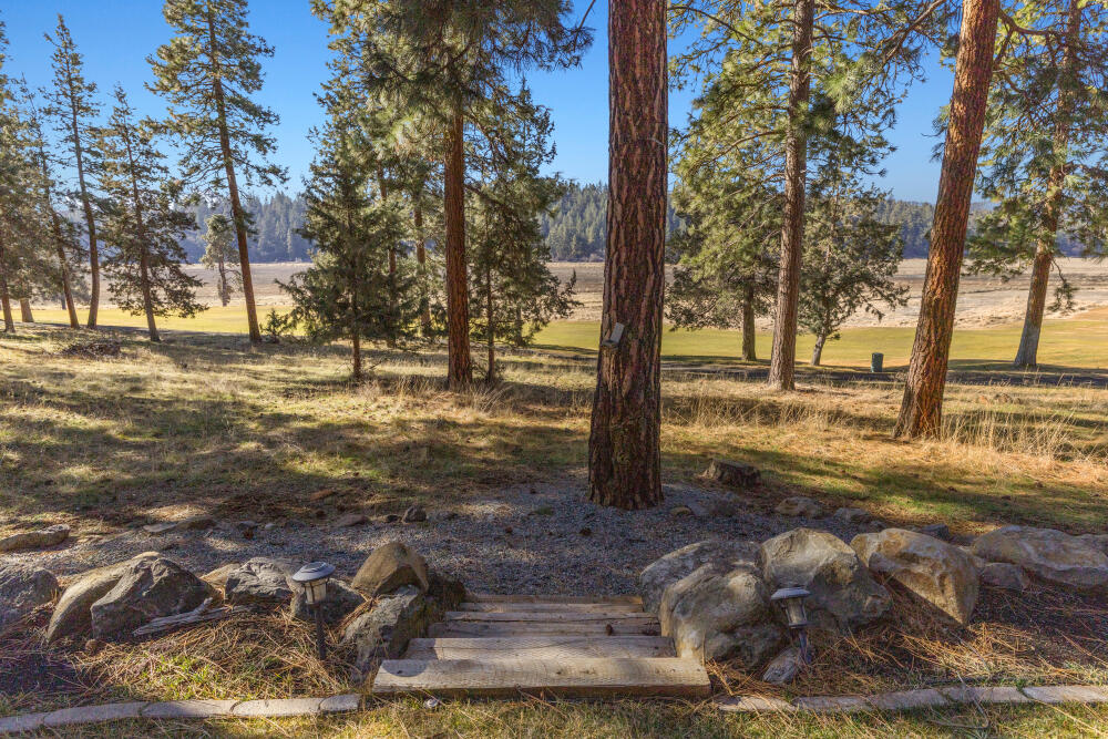 11750 Merganser Road Klamath Falls, OR 97601 - Photo 52 of 66 a view of a yard with trees