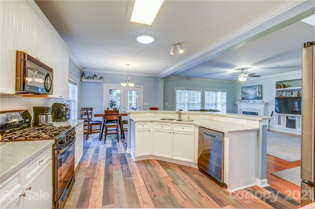 1712 Mineral Springs Road Clover, SC 29710 - Photo 27 of 44 Gallery Image 27
