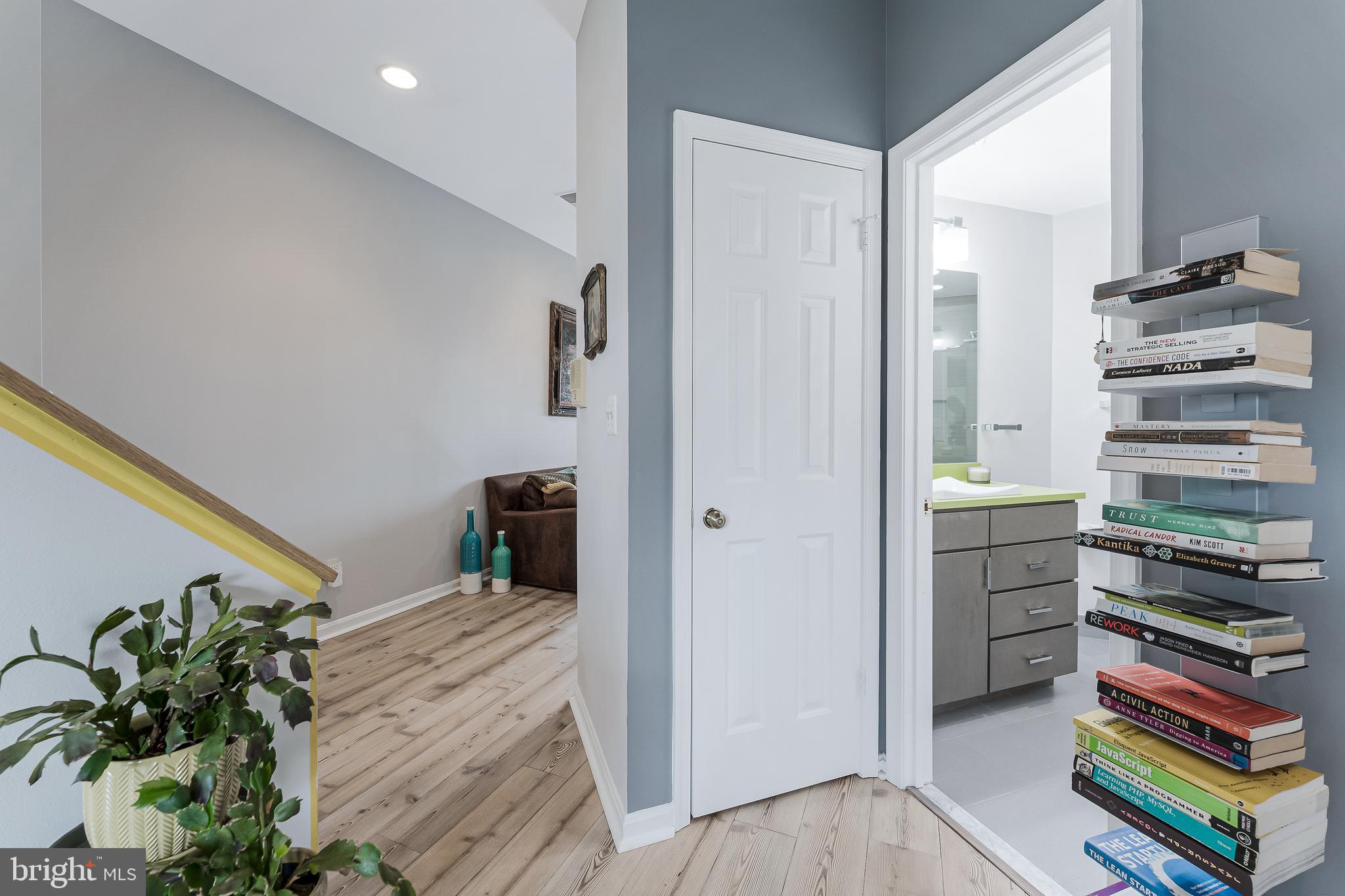 11302 Harbor Court, Unit 1302 Reston, VA 20191 - Photo 39 of 52 Gallery Image 39