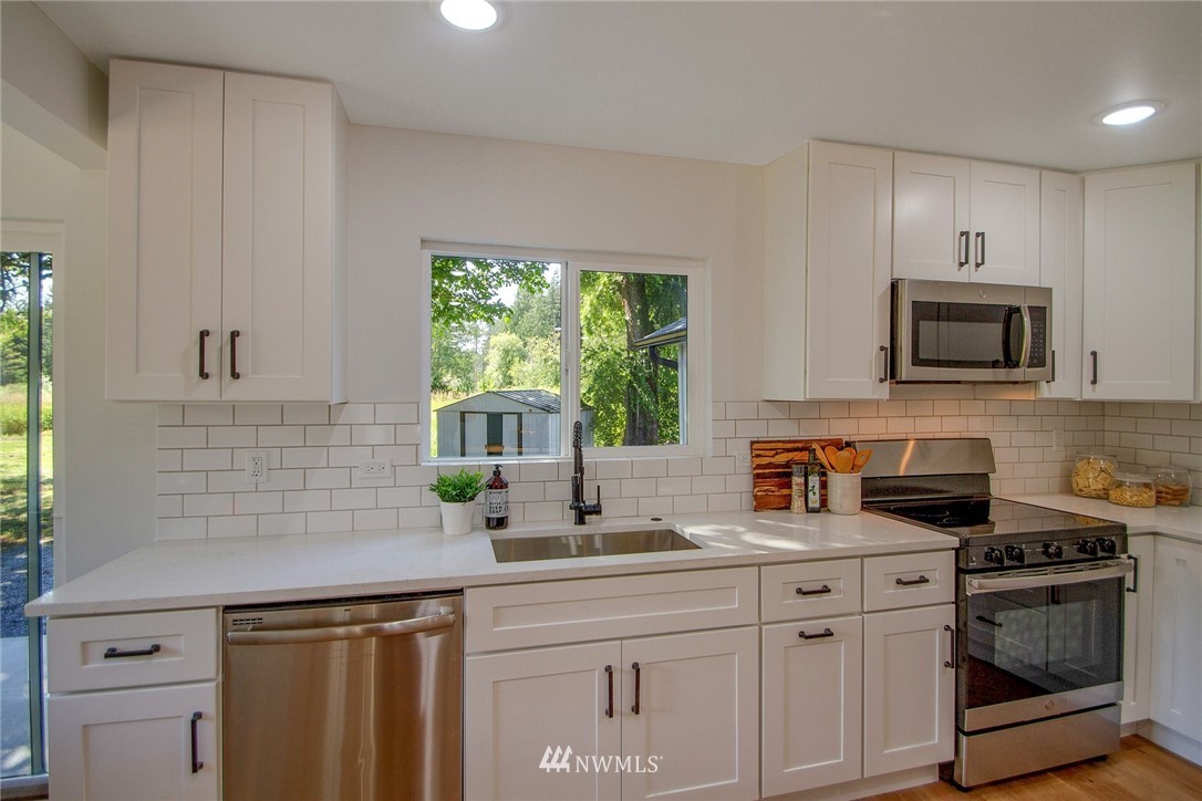 17024 Dubuque Road Snohomish, WA 98290 - Photo 21 of 32 Gallery Image 21