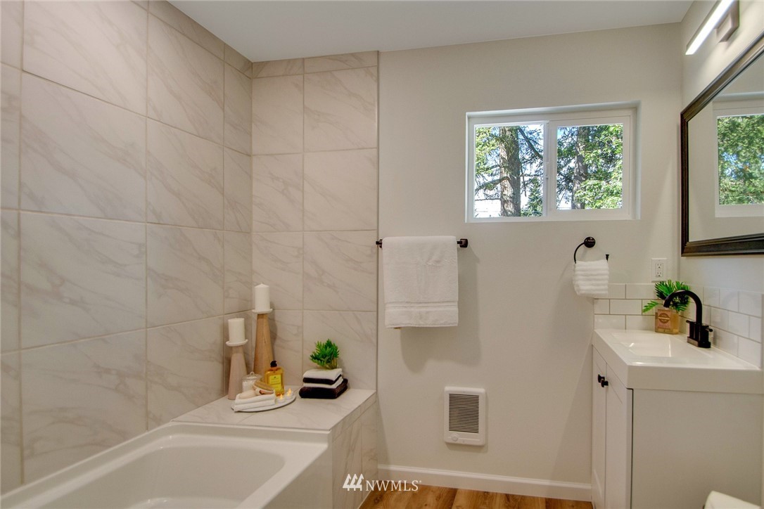 17024 Dubuque Road Snohomish, WA 98290 - Photo 22 of 32 Gallery Image 22