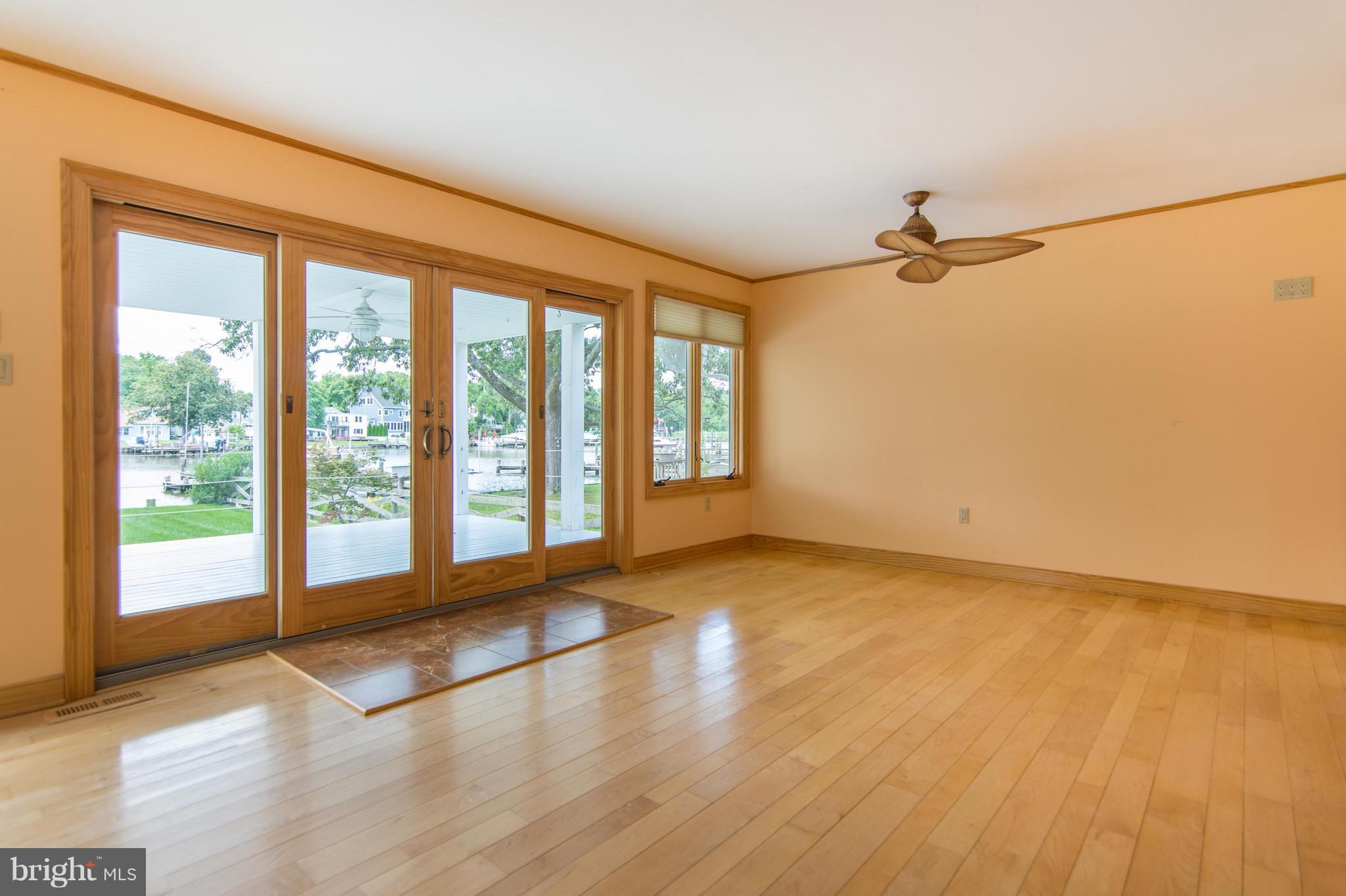 4962 Lerch Drive Shady Side, MD 20764 - Photo 7 of 24 Living Room