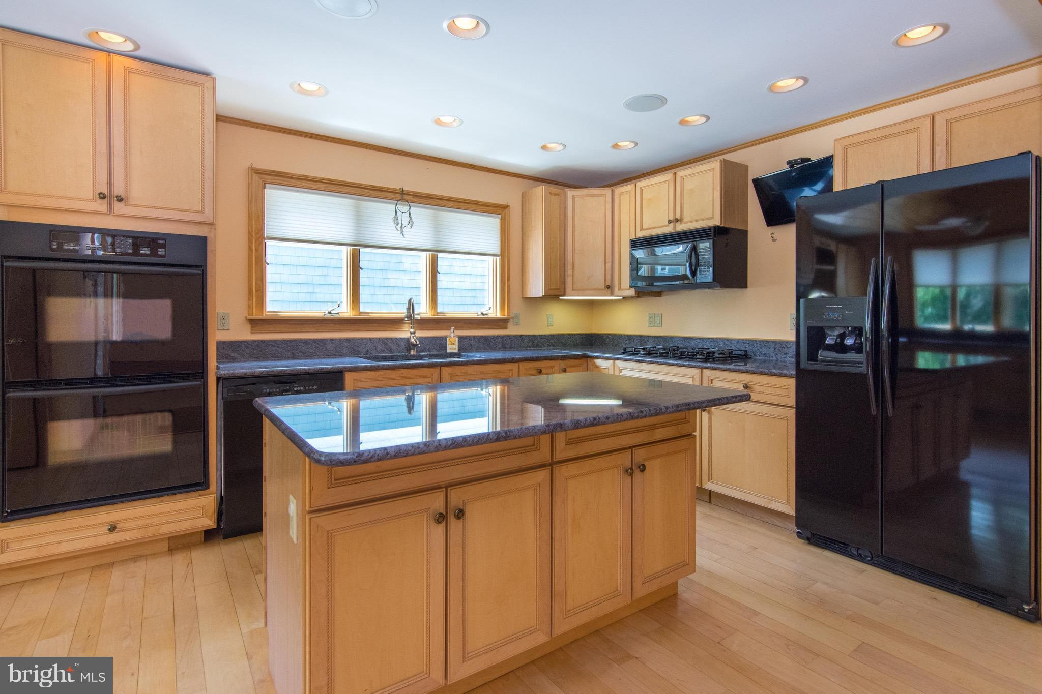 4962 Lerch Drive Shady Side, MD 20764 - Photo 8 of 24 Kitchen