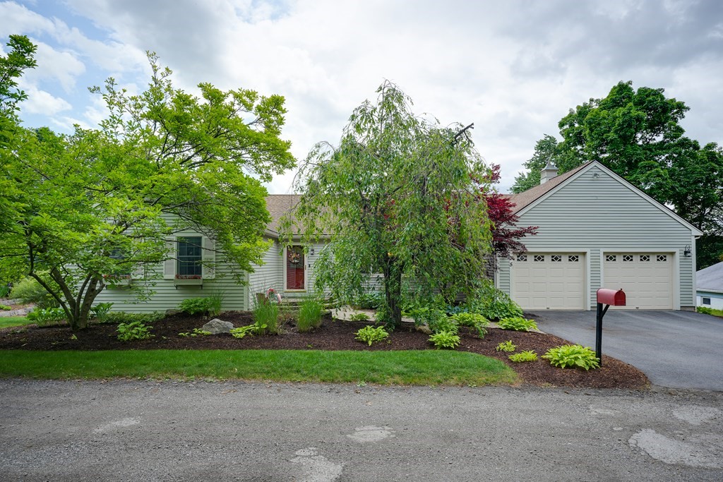 5 Faulkner Road Grafton, MA 01536 - Photo 2 of 42