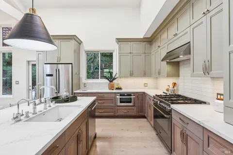 $2,995,000 | 405 Laverne Avenue, Mill Valley, CA 94941