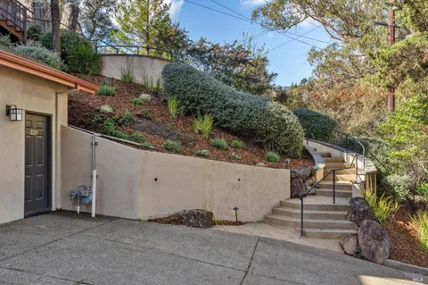 $2,995,000 | 405 Laverne Avenue, Mill Valley, CA 94941