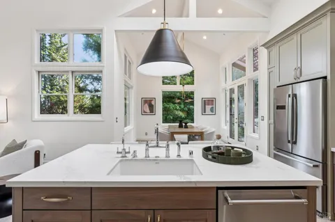 $2,995,000 | 405 Laverne Avenue, Mill Valley, CA 94941