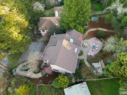 $2,995,000 | 405 Laverne Avenue, Mill Valley, CA 94941