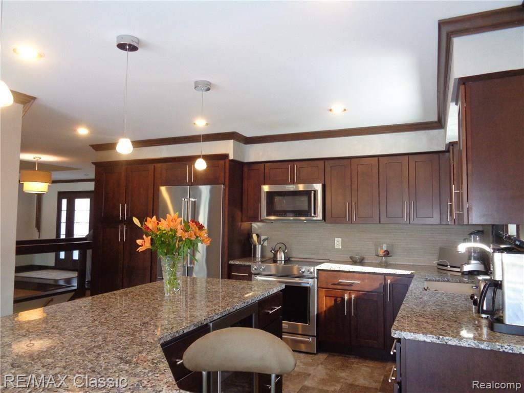 30887 Country Ridge Circle Farmington Hills, MI 48331 - Photo 15 of 30