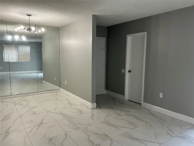 $1,850 | 1225 Northeast 124th Street, Unit 20C, North Miami, FL 33161