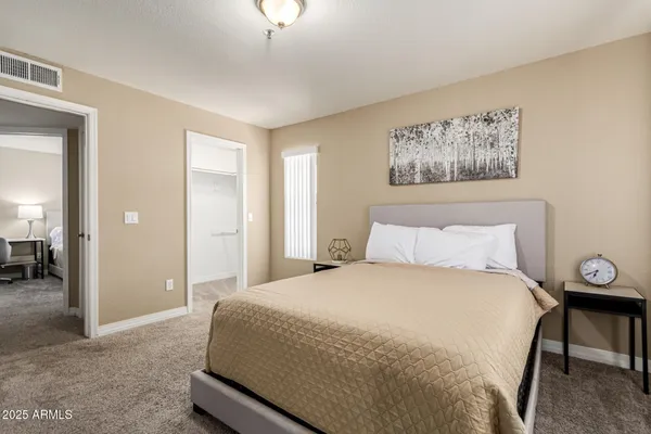 $2,000 | 2025 East Campbell Avenue, Unit 246, Phoenix, AZ 85016