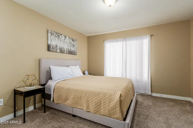 $2,000 | 2025 East Campbell Avenue, Unit 246, Phoenix, AZ 85016