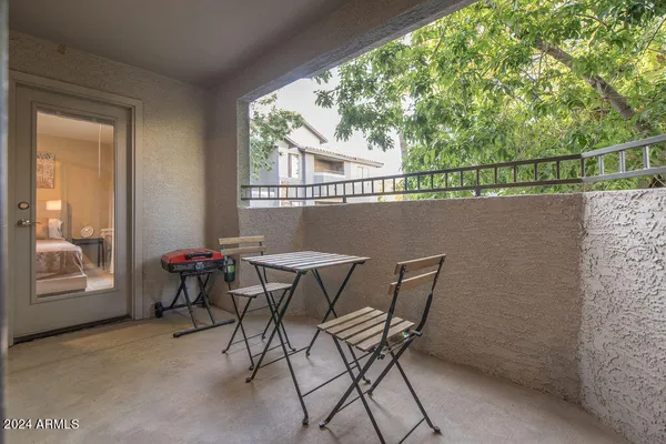 $2,000 | 2025 East Campbell Avenue, Unit 246, Phoenix, AZ 85016