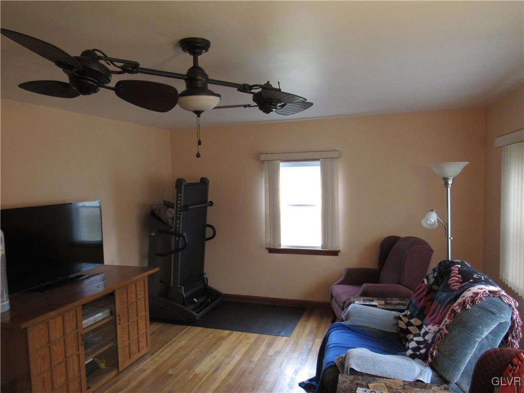 3249 Bingen Road Bethlehem, PA 18015 - Photo 8 of 21 Gallery Image 8