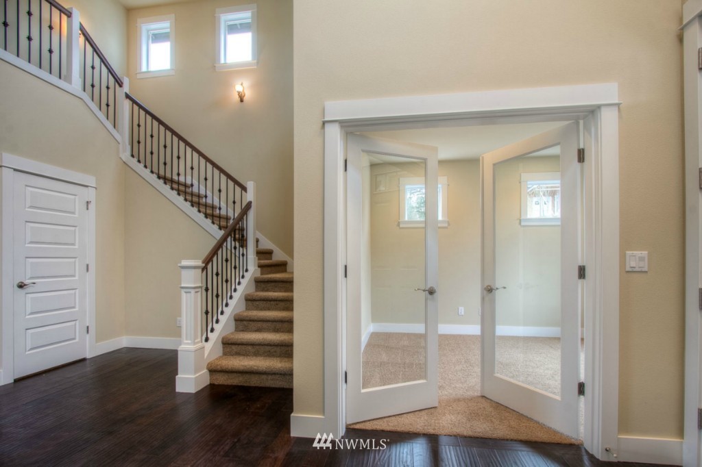9930 Northeast 145th Street Bothell, WA 98011 - Photo 2 of 10