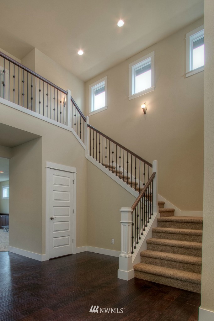 9930 Northeast 145th Street Bothell, WA 98011 - Photo 9 of 10