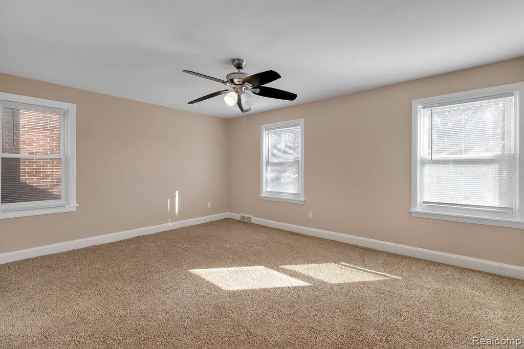 14177 Stahelin Road Detroit, MI 48223 - Photo 14 of 26 GO0A9075.jpg