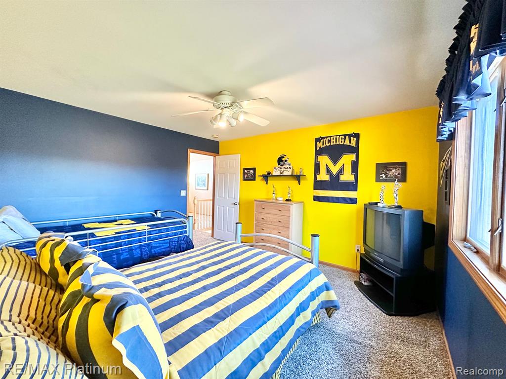 6040 Coldwater Road Flint, MI 48504 - Photo 24 of 41