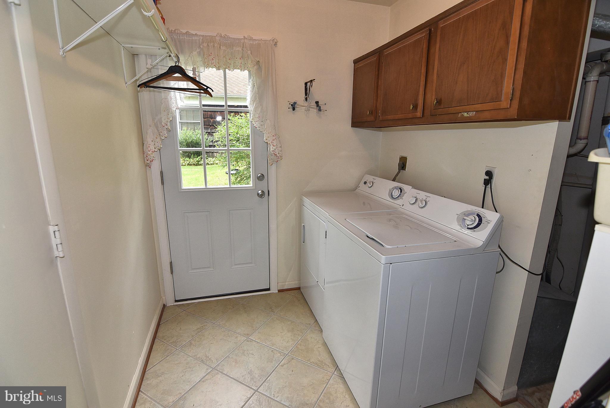 1795 Rochester Street Crofton, MD 21114 - Photo 18 of 29 Main level Laundry room