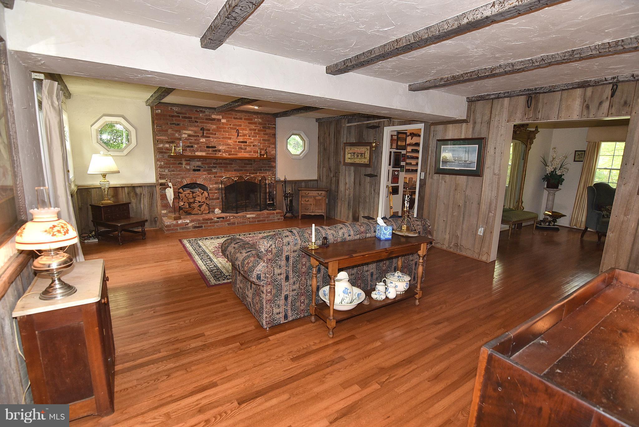 1795 Rochester Street Crofton, MD 21114 - Photo 9 of 29 Family Room addition