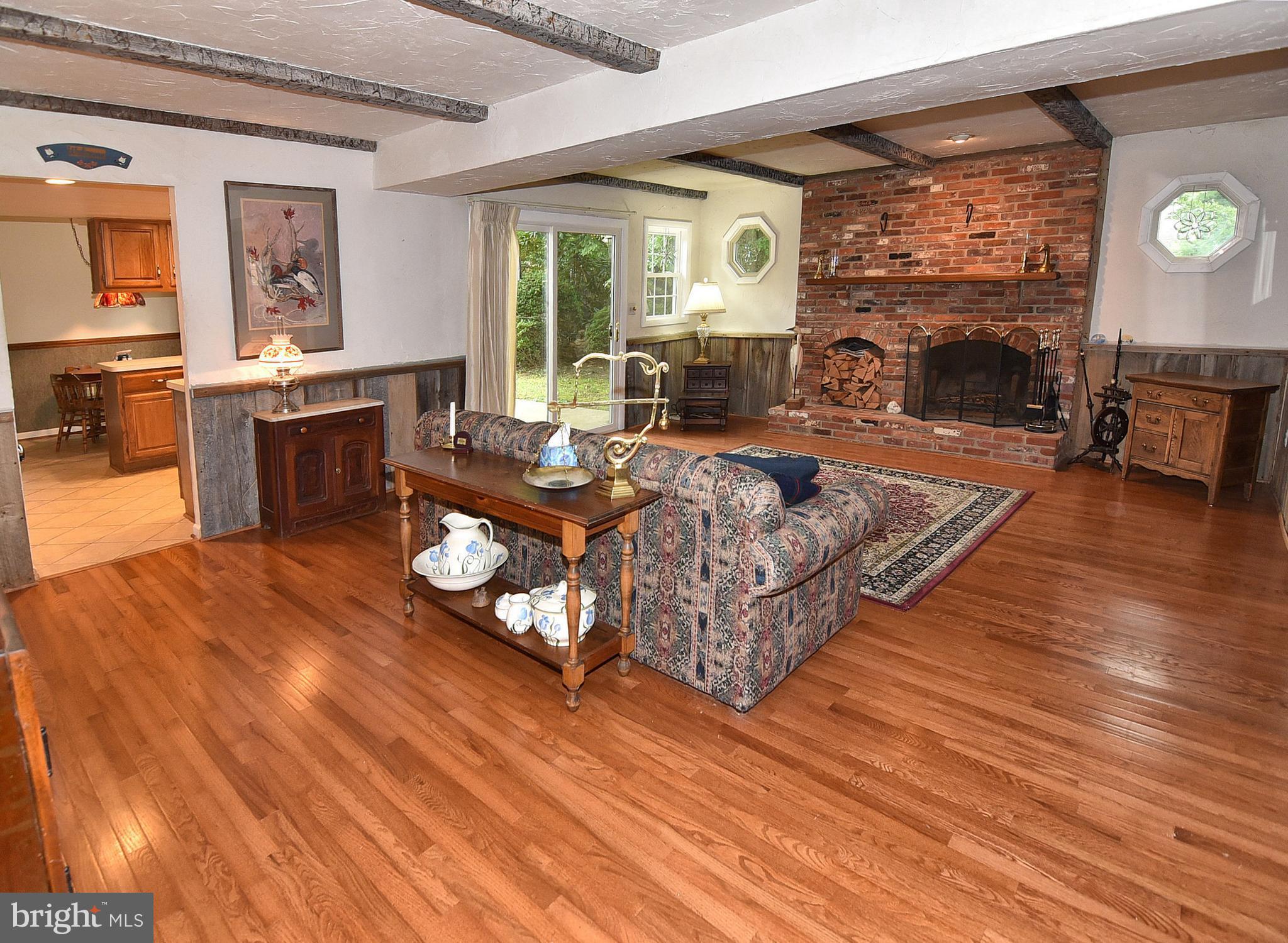 1795 Rochester Street Crofton, MD 21114 - Photo 10 of 29 Family Room addition