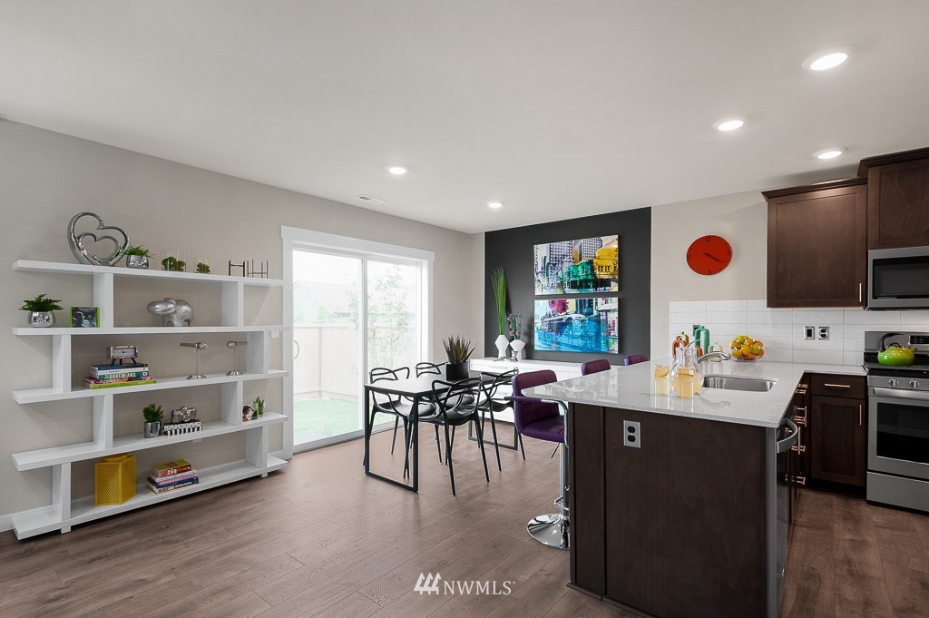 213 169th Place Southwest Bothell, WA 98012 - Photo 4 of 32