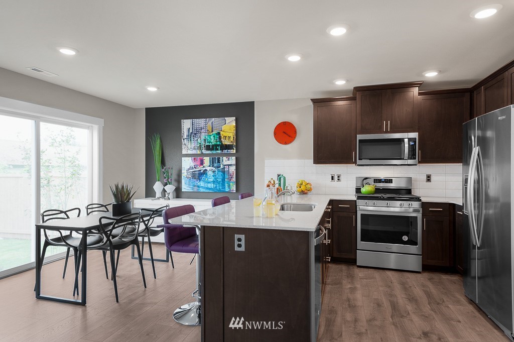 213 169th Place Southwest Bothell, WA 98012 - Photo 5 of 32