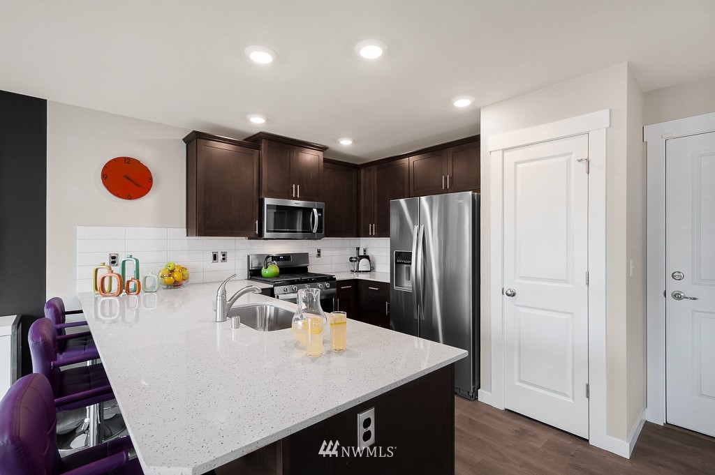 213 169th Place Southwest Bothell, WA 98012 - Photo 7 of 32