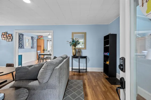 $239,900 | 726 West Summer Street, Appleton, WI 54914