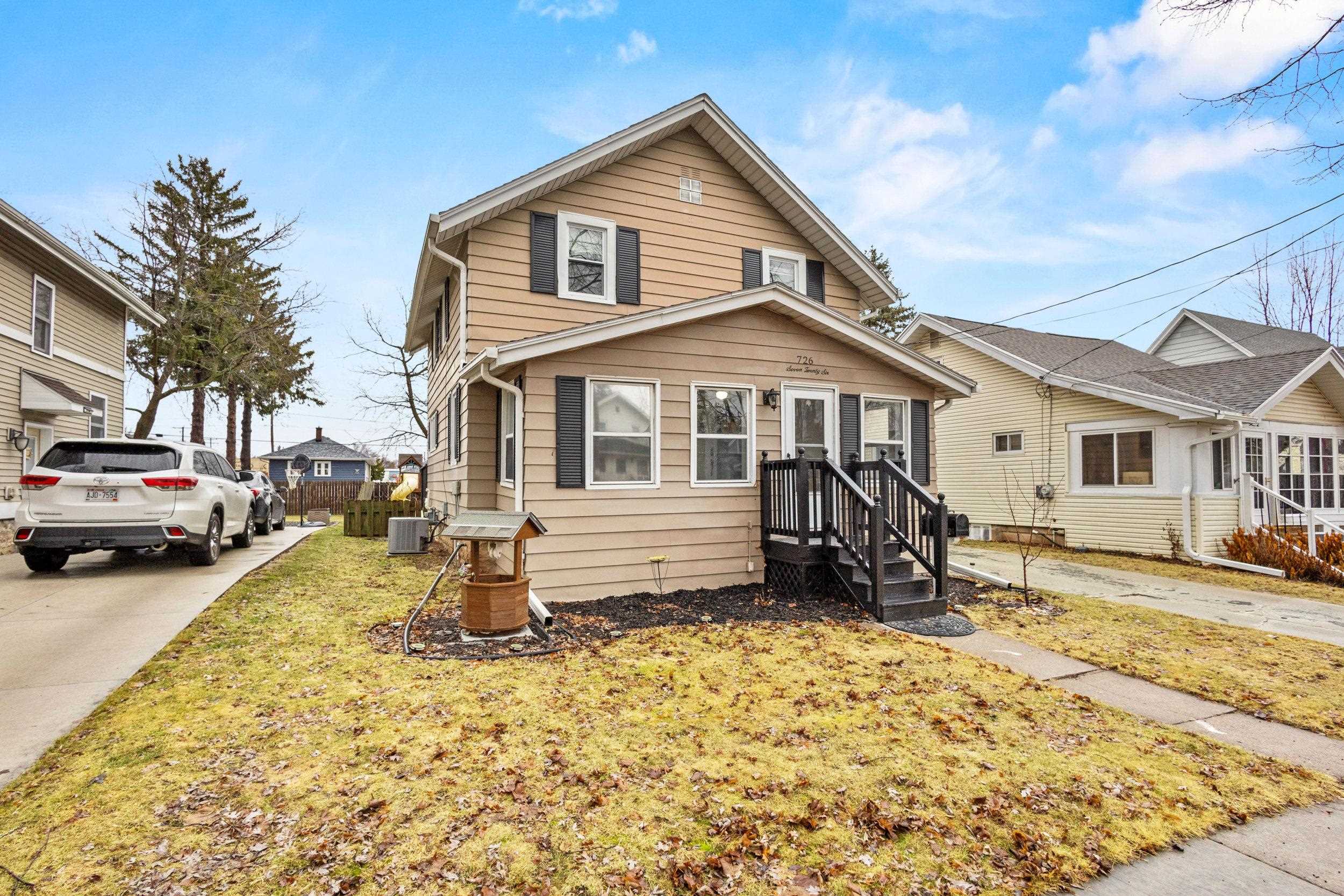 726 West Summer Street Appleton, WI 54914 - Photo 4 of 73