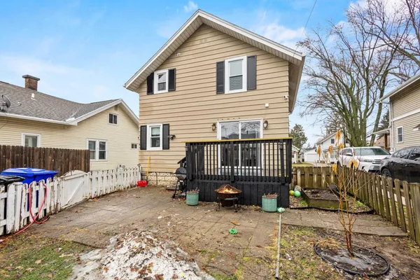 $239,900 | 726 West Summer Street, Appleton, WI 54914