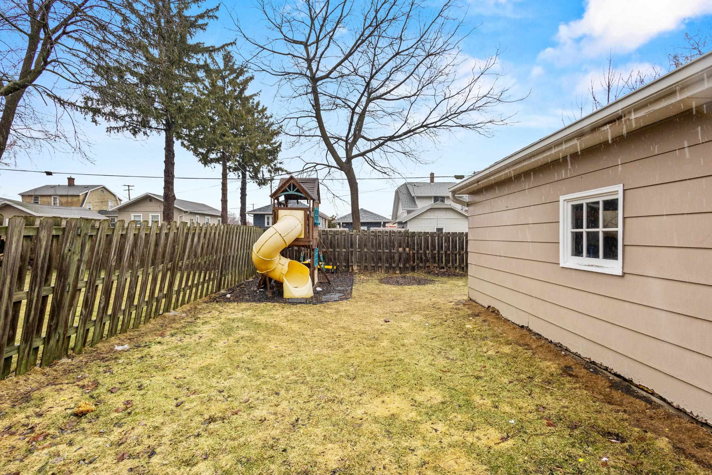 726 West Summer Street Appleton, WI 54914 - Photo 50 of 73