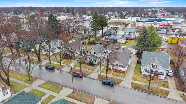 $239,900 | 726 West Summer Street, Appleton, WI 54914