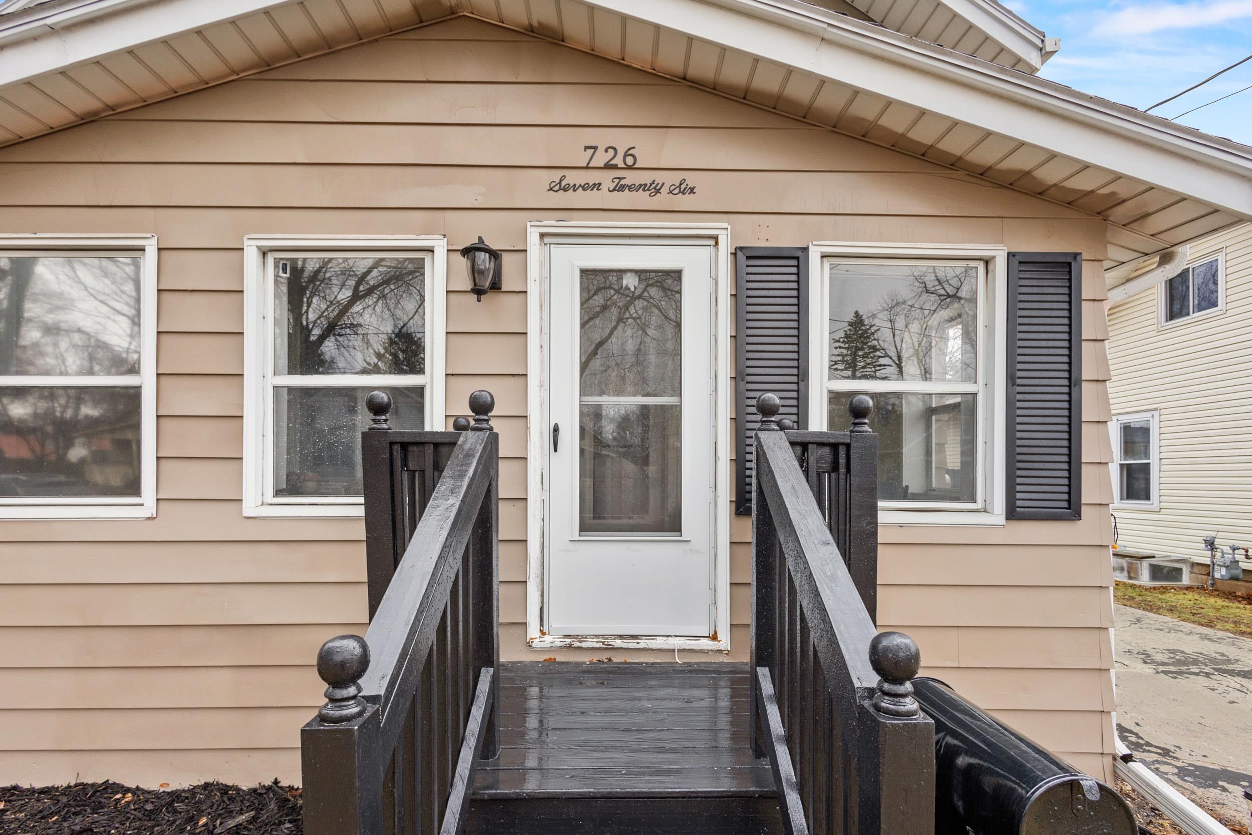 726 West Summer Street Appleton, WI 54914 - Photo 7 of 73