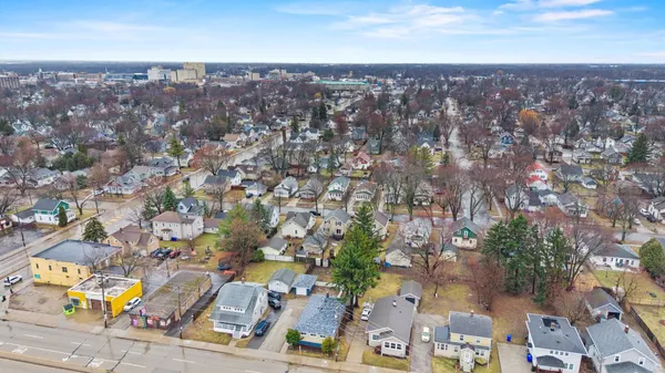 $239,900 | 726 West Summer Street, Appleton, WI 54914