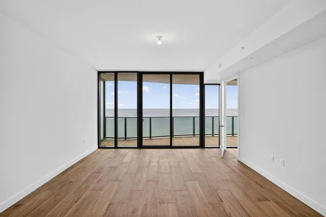 $4,699,000 | 900 North Ocean Boulevard, Unit 1401, Pompano Beach, FL 33062