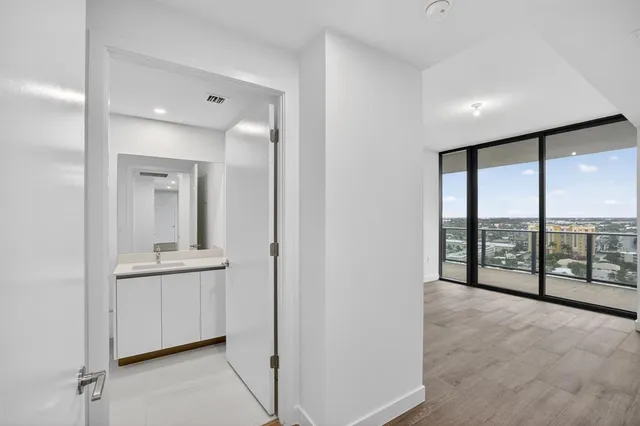 $4,699,000 | 900 North Ocean Boulevard, Unit 1401, Pompano Beach, FL 33062