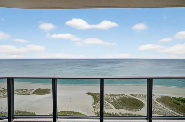 $4,699,000 | 900 North Ocean Boulevard, Unit 1401, Pompano Beach, FL 33062