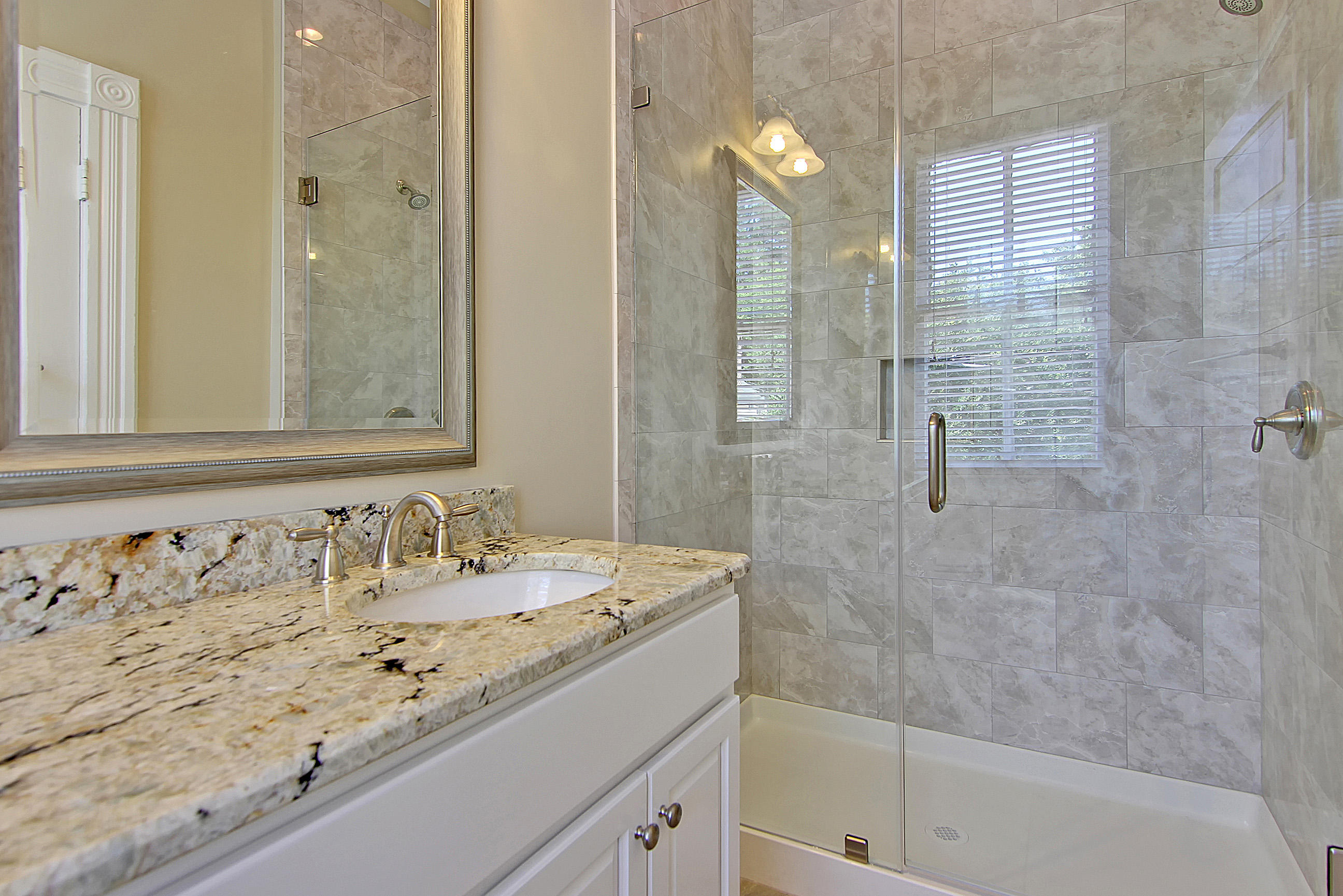 37 Radcliffe Street, Unit A Charleston, SC 29403 - Photo 11 of 18 Bathroom 1