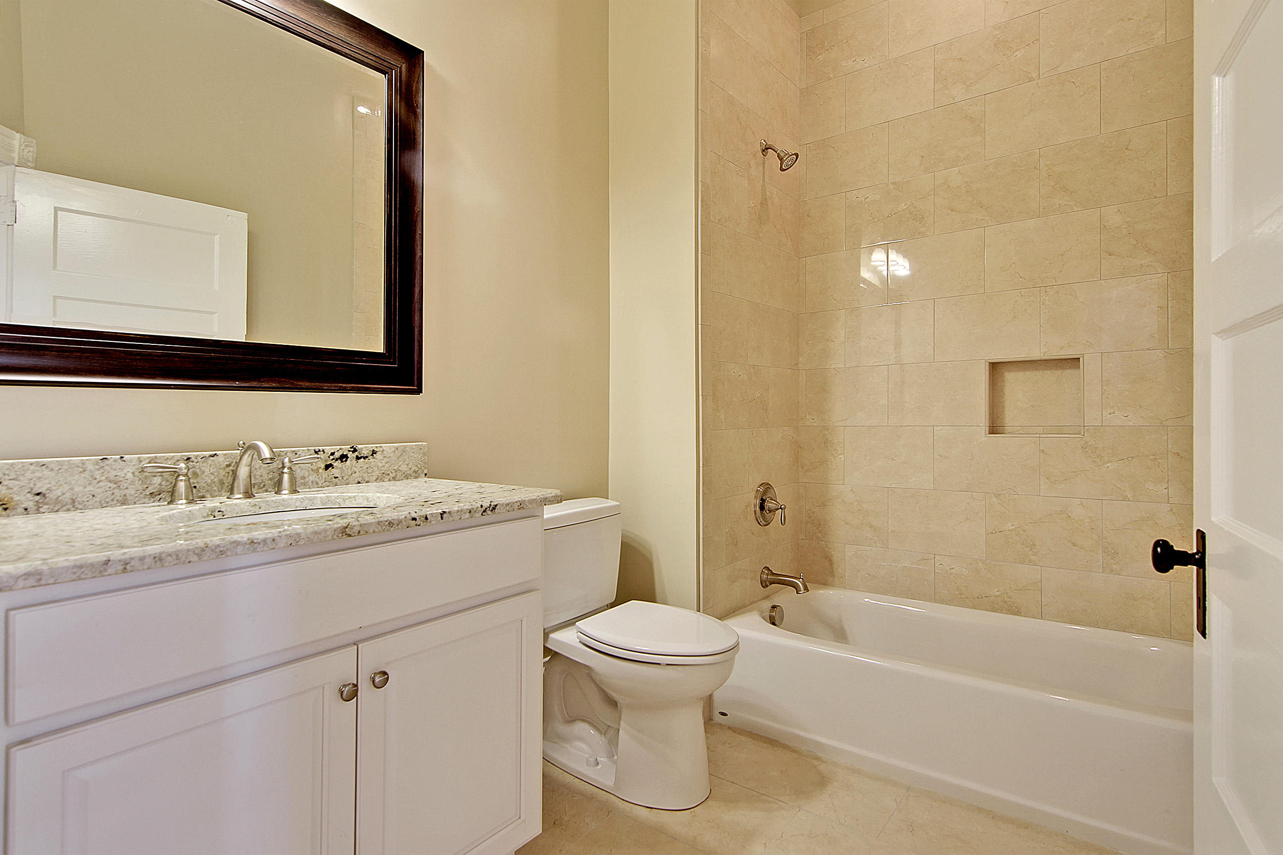 37 Radcliffe Street, Unit A Charleston, SC 29403 - Photo 16 of 18 Bathroom 3