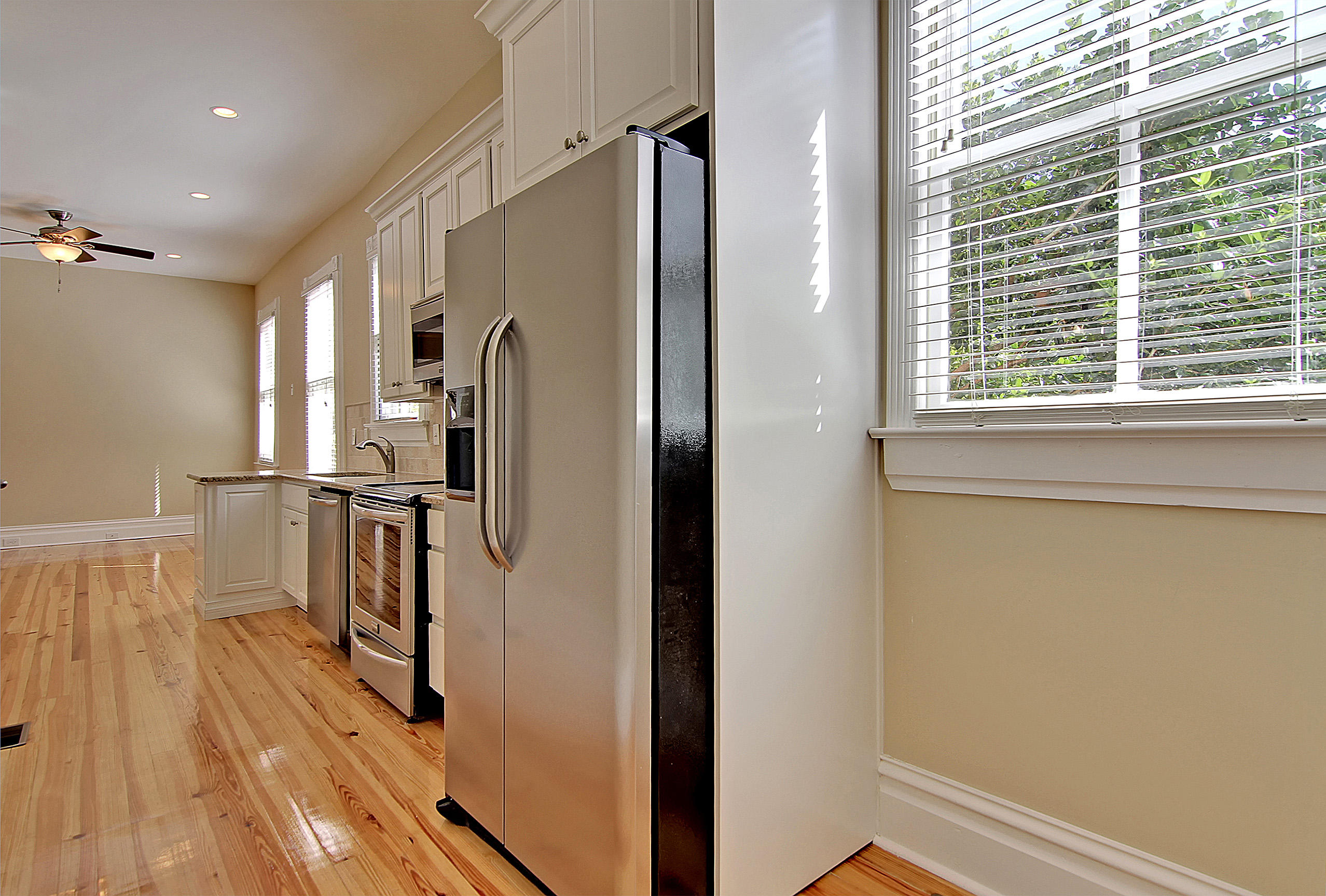 37 Radcliffe Street, Unit A Charleston, SC 29403 - Photo 8 of 18 Refrigerator