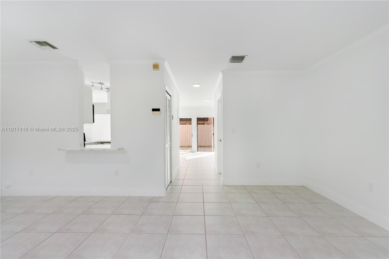 9481 Southwest 78th Avenue Miami, FL 33156 - Photo 3 of 45