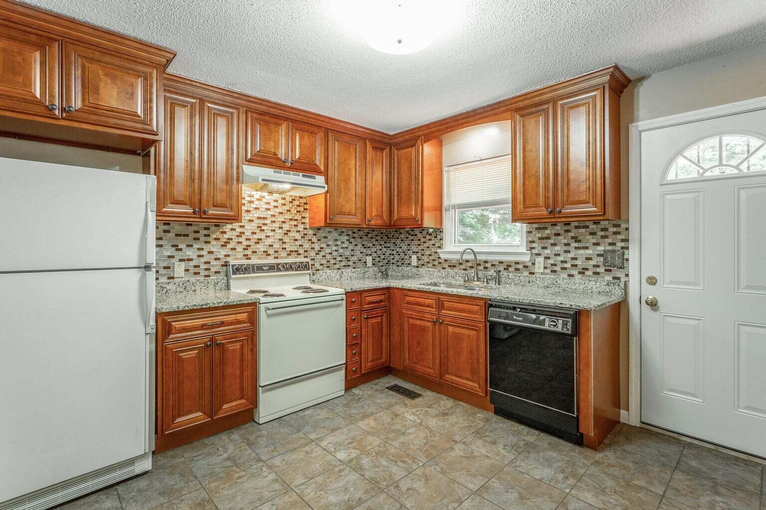 643 Pan Gap Road Chattanooga, TN 37419 - Photo 3 of 32 20200728124539491440000000-o